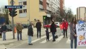 СТРАШАН ПИК ИМАЈУ НА ЖЕНЕ И НА ДЕЦУ Вучић: Жена им је само рекла своје мишљење, а они су је на пали