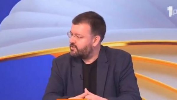 ПРОФЕСОР АНТИЋ: Одричем се плате у корист Ломпара, да плати сам путовања кроз Србију, а не да путује са ПроГласом (ВИДЕО) ПРОФЕСОР АНТИЋ: Одричем се плате у корист Ломпара, да плати сам путовања кроз Србију, а не да путује са ПроГласом (ВИДЕО)