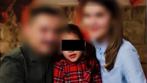 ОВО СУ ОТАЦ И ЋЕРКА (8) КОЈИ СУ ПОГИНУЛИ КОД ДОЊЕГ МИЛАНОВЦА: Победили на такмичењу, па страдали на путу до куће (ФОТО) ОВО СУ ОТАЦ И ЋЕРКА (8) КОЈИ СУ ПОГИНУЛИ КОД ДОЊЕГ МИЛАНОВЦА: Победили на такмичењу, па страдали на путу до куће (ФОТО)