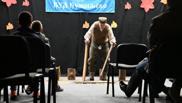 МОНОДРАМА „СВЕТОЗАР ТРЕЋИ“ У КУШИЉЕВУ: Настављене „Сеоске културне вечери“ МОНОДРАМА „СВЕТОЗАР ТРЕЋИ“ У КУШИЉЕВУ: Настављене „Сеоске културне вечери“