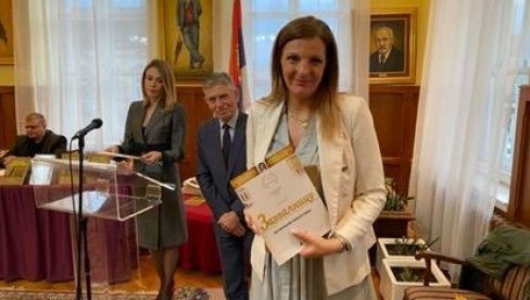 SVEČANA AKADEMIJA ZA JUBILEJ: Srpska čitaonica Laza Kostić u Somboru obeležila 180 godina postojanja SVEČANA AKADEMIJA ZA JUBILEJ: Srpska čitaonica Laza Kostić u Somboru obeležila 180 godina postojanja