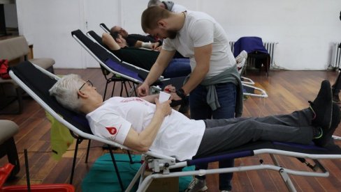 ПОЗИВ ХУМАНИМ ВРАЊАНЦИМА: У четвртак акција добровољног давања крви