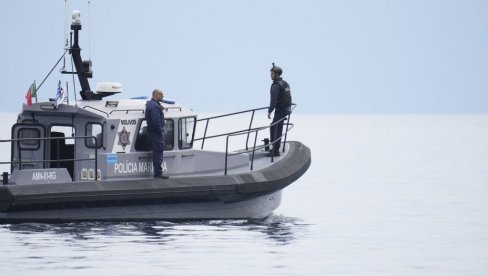 NAJMANJE 16 OSOBA IZGUBILO ŽIVOT U BRODOLOMU, MEĐU NJIMA TROJE DECE: 40 osoba spaseno u Egejskom moru NAJMANJE 16 OSOBA IZGUBILO ŽIVOT U BRODOLOMU, MEĐU NJIMA TROJE DECE: 40 osoba spaseno u Egejskom moru