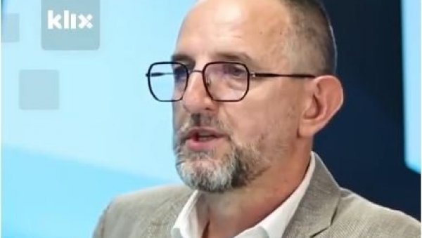ЗВАНИЧАН ПОЗИВ НА РАТ Посланик СДА у Вијећу народа Републике Српске: Пуцати, ту нема хоћу-нећу (ВИДЕО) ЗВАНИЧАН ПОЗИВ НА РАТ Посланик СДА у Вијећу народа Републике Српске: Пуцати, ту нема хоћу-нећу (ВИДЕО)