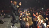 AKO N1 LAŽE, SNIMAK NE LAŽE: Ceo koncert Baje Malog Knindže u Kragujevcu zabeležen kamerom (VIDEO)