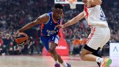 EFES TRENUTNO IGRA VRHUNSKU KOŠARKU: Protivnik je upisao samo pobedu manje EFES TRENUTNO IGRA VRHUNSKU KOŠARKU: Protivnik je upisao samo pobedu manje