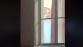 SKANDAL U BEČEJU! Blokiraju gimnaziju, dok gledaju pornografski sadržaj (VIDEO) SKANDAL U BEČEJU! Blokiraju gimnaziju, dok gledaju pornografski sadržaj (VIDEO)
