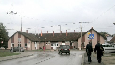 GRADSKA OPŠTINA KOSTOLAC: Sutra počinje sa radom Jedinstveno upravno mesto GRADSKA OPŠTINA KOSTOLAC: Sutra počinje sa radom Jedinstveno upravno mesto
