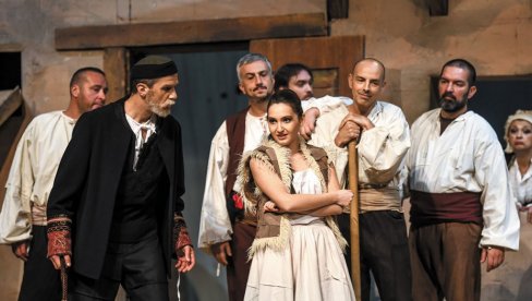 MILAN PRODAN U ULOZI MIĆE: Poznati tenor prvi put u operi Ero s onog svijeta na sceni SNP MILAN PRODAN U ULOZI MIĆE: Poznati tenor prvi put u operi Ero s onog svijeta na sceni SNP