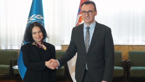 PETKOVIĆ SA KROIS PRED SEDNICU SB UN: Priština ugrožava opstanak i mir Srba na KiM PETKOVIĆ SA KROIS PRED SEDNICU SB UN: Priština ugrožava opstanak i mir Srba na KiM