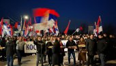NOVOSTI SA SRBIMA SA KIM KOJI PEŠAČE DO BEOGRADA: Spektakularan doček u Kraljevu (FOTO/VIDEO) NOVOSTI SA SRBIMA SA KIM KOJI PEŠAČE DO BEOGRADA: Spektakularan doček u Kraljevu (FOTO/VIDEO)
