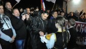 VUČEVIĆ O DOČEKU SRBA SA KOSOVA I METOHIJE U KRALJEVU: Ni mećava, kiša i sneg koji ih sve vreme prate ne mogu im ništa na putu za Beograd
