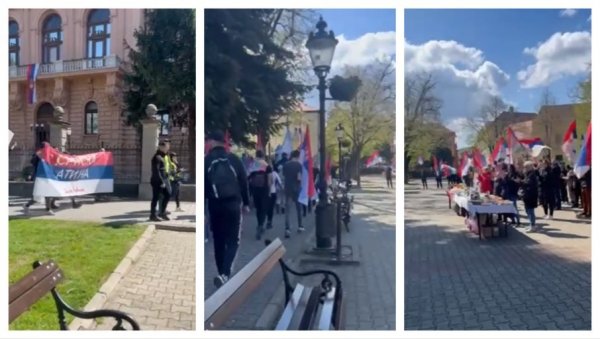 ВЕЛИЧАНСТВЕНО! Овако су Новосађани који пешаче ка Београду дочекани у Сремским Карловцима (ВИДЕО) ВЕЛИЧАНСТВЕНО! Овако су Новосађани који пешаче ка Београду дочекани у Сремским Карловцима (ВИДЕО)