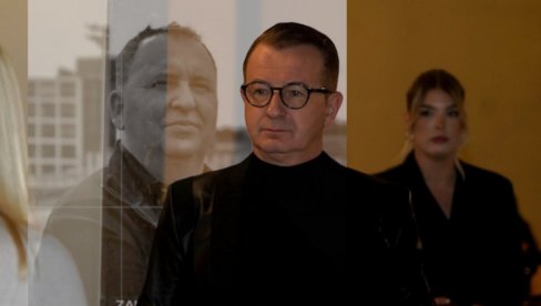 ĆIRA SKRHAN Posle kuma Saše, umro je i Dragan: Počivaj u miru, hvala za sve ĆIRA SKRHAN Posle kuma Saše, umro je i Dragan: Počivaj u miru, hvala za sve