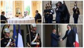 VUČIĆ IZ PARIZA: Deco, nije vaš posao da se bavite terorizmom - idite kući i učite (VIDEO) VUČIĆ IZ PARIZA: Deco, nije vaš posao da se bavite terorizmom - idite kući i učite (VIDEO)