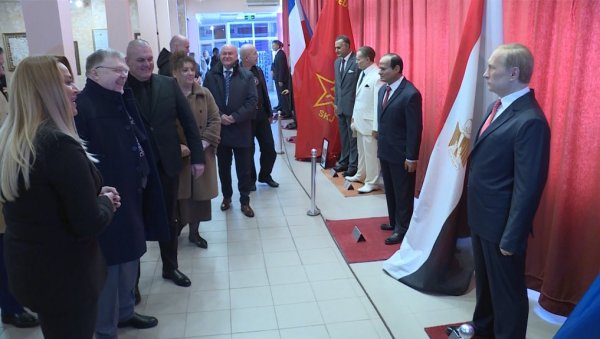 ОБИШЛИ И ВОШТАНОГ ПУТИНА: Делегација Руске Федерације у Београду посетила Јагодину, договорени локални „Дани Москве“ (ФОТО) ОБИШЛИ И ВОШТАНОГ ПУТИНА: Делегација Руске Федерације у Београду посетила Јагодину, договорени локални „Дани Москве“ (ФОТО)