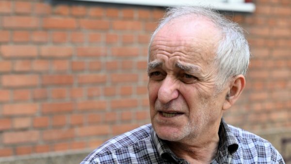 САБОР У БЕОГРАДУ ВАЖАН Професор Раденовић: Подржавам Вучића и увек ћу га подржавати САБОР У БЕОГРАДУ ВАЖАН Професор Раденовић: Подржавам Вучића и увек ћу га подржавати
