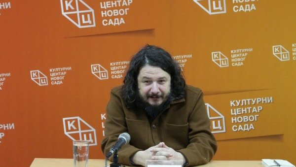 ПЕСНИЧКО СТВАРАЛАШТВО ТИНА УЈЕВИЋА: Предавање Мухарема Баздуља Фис харминика у Културном центру Новог Сада ПЕСНИЧКО СТВАРАЛАШТВО ТИНА УЈЕВИЋА: Предавање Мухарема Баздуља Фис харминика у Културном центру Новог Сада
