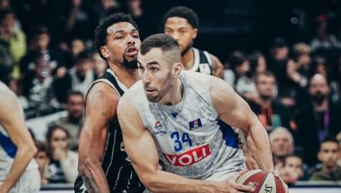OČKUJEM ISTINSKI SPEKTAKL: Traži se karta više za utakmicu Budućnost - Partizan u ABA ligi OČKUJEM ISTINSKI SPEKTAKL: Traži se karta više za utakmicu Budućnost - Partizan u ABA ligi