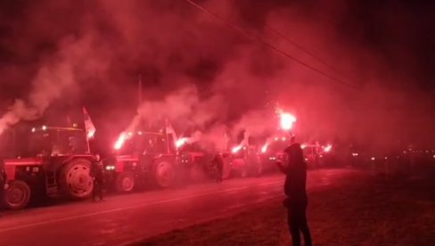 TROBOJKA NA TRAKTORIMA, BAKLJADA I VATROMET: Domaćini iz Novog Sada krenuli traktorima za Beograd da podrže Vučića