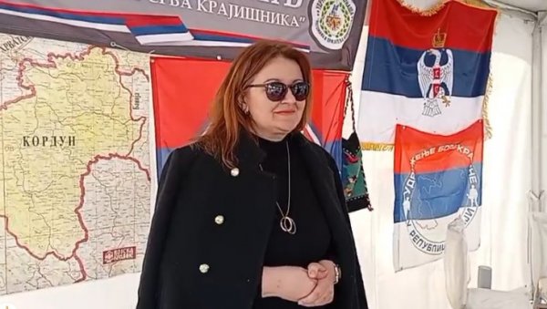 СА КОРДУНА ЗА СРПСКО ЈЕДИНСТВО: Поносни на Србију и српску заставу (ФОТО) СА КОРДУНА ЗА СРПСКО ЈЕДИНСТВО: Поносни на Србију и српску заставу (ФОТО)
