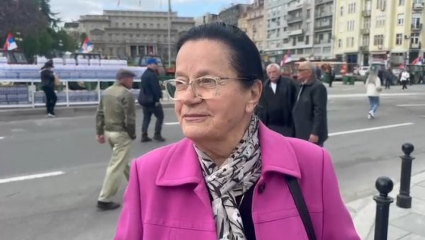 ДА УЈЕДИНИМО ЦЕЛУ СРБИЈУ Родољубиве поруке грађана са свенародног скупа (ВИДЕО) ДА УЈЕДИНИМО ЦЕЛУ СРБИЈУ Родољубиве поруке грађана са свенародног скупа (ВИДЕО)