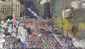 POGLEDAJTE NESTVARAN PRIZOR IZ VAZDUHA: More ljudi u centru Beograda na svenarodnom saboru (FOTO)