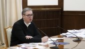 UMIJTE SE HLADNOM VODOM! Vučić na pitanje Novosti o pumpanju u Pazaru - Ovde je reč o tome, da zbog grupa za pritisak ne vidite realnost