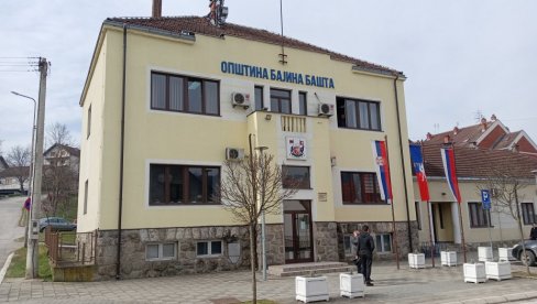 BAJINOBAŠTANIMA TREBA KOMPOSTANA: Na deponiji 18 odsto manje otpada BAJINOBAŠTANIMA TREBA KOMPOSTANA: Na deponiji 18 odsto manje otpada