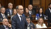NEKA ŽIVI VEČNO OTADŽBINA NAŠA Macut predstavio program Vlade: Srbija je umorna od podela i blokada (VIDEO) NEKA ŽIVI VEČNO OTADŽBINA NAŠA Macut predstavio program Vlade: Srbija je umorna od podela i blokada (VIDEO)