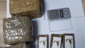 AKCIJA POLICIJE STAROG GRADA: Krio pet kilograma hašiša u stanu AKCIJA POLICIJE STAROG GRADA: Krio pet kilograma hašiša u stanu