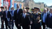 НЕМА ПОПУШТАЊА ПОД ПРИСТИЦИМА: Вучић иде у Москву - Спреман сам да ми се небо сручи на главу