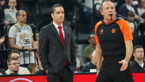 SFEROPULOS LJUT NA SUDIJE: Trener Zvezde udario po arbitrima nakon poraza od Bajerna