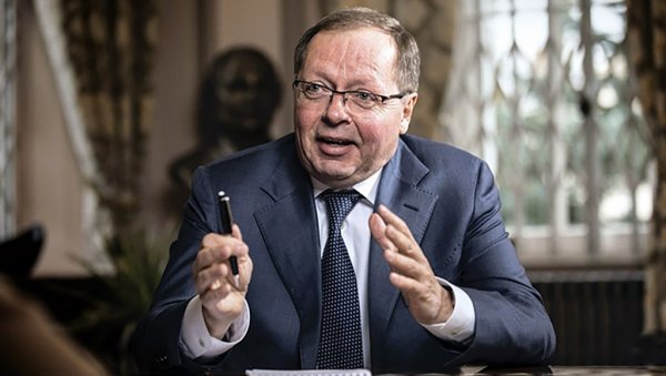 ТАЈНИ УДАР ЛОНДОНА НА РУСИЈУ: Медији откривају непријатељске потезе ТАЈНИ УДАР ЛОНДОНА НА РУСИЈУ: Медији откривају непријатељске потезе