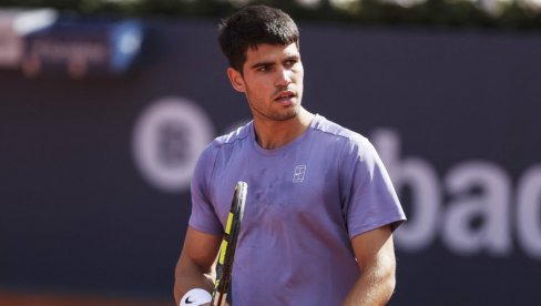 LAJOVIĆ NEMOĆAN PROTIV ALKARAZA: Španac lako izašao na kraj sa Srbinom u drugom kolu Mastersa u Rimu