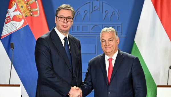 РУСКИ ПАТРИЈАРХ ЧЕСТИТАО ВАСКРС БРОЈНИМ ЛИДЕРИМА: Посебно поменуо Вучића и Орбана РУСКИ ПАТРИЈАРХ ЧЕСТИТАО ВАСКРС БРОЈНИМ ЛИДЕРИМА: Посебно поменуо Вучића и Орбана
