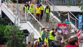 BLOKADERI OTIŠLI KORAK DALJE, NOVI VID MALTRETIRANJA: Nisu dozvolili smenu obezbeđenja u objektima RTS-a