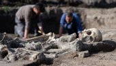 SKELETI U ČUDNIM POLOŽAJIMA - SVE ŽENE: Pronađeno misteriozno groblje, naučnici zbunjeni (FOTO)