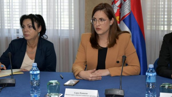 ПАВКОВ ПОТПИСАЛА УГОВОРЕ ВАЖНЕ ЗА КОНТИНУИРАН РАД ДРЖАВНЕ МРЕЖЕ ЗА КОНТРОЛУ КВАЛИТЕТА ВАЗДУХА: Ове установе имају укупно 38 мерних места ПАВКОВ ПОТПИСАЛА УГОВОРЕ ВАЖНЕ ЗА КОНТИНУИРАН РАД ДРЖАВНЕ МРЕЖЕ ЗА КОНТРОЛУ КВАЛИТЕТА ВАЗДУХА: Ове установе имају укупно 38 мерних места