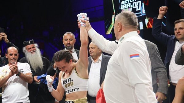 СВЕТСКУ ТИТУЛУ ПОСВЕЋУЈЕМ СТРАДАЛИМ СРБИМА! Светска бокс шампионка Сара Ћирковић: Из Бања Луке гледам ка Косову и Метохији! СВЕТСКУ ТИТУЛУ ПОСВЕЋУЈЕМ СТРАДАЛИМ СРБИМА! Светска бокс шампионка Сара Ћирковић: Из Бања Луке гледам ка Косову и Метохији!
