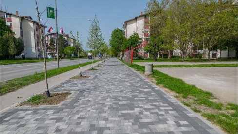 DA ZABLISTA NACIONALNA PRESTONICA KULTURE: U Zrenjaninu uređuju i obnavljaju ulice i trotoare (FOTO) DA ZABLISTA NACIONALNA PRESTONICA KULTURE: U Zrenjaninu uređuju i obnavljaju ulice i trotoare (FOTO)