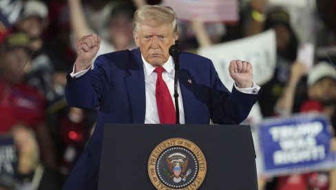 ТРАМП ПОРУЧИО: Нећу укинути царине Кини, како бих довео Пекинг за преговарачки сто