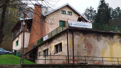 NOĆAS KREĆU NA VRH VIS: Tradicionalni prvomajski uranak planinara iz Paraćina NOĆAS KREĆU NA VRH VIS: Tradicionalni prvomajski uranak planinara iz Paraćina