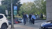 Studenti koji žele da uče stigli na sastanak sa Martom Kos (FOTO/VIDEO)