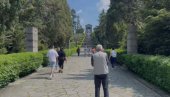 НЕПРЕГЛЕДНА КОЛОНА ВОЗИЛА ПРЕМА АВАЛИ: Велике гужве на београдским излетиштима (ВИДЕО)