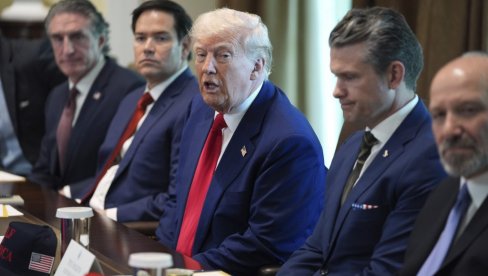 ТРАМП ТВРДИ: Бајден није лично потписивао документе – земљом управљали „радикални левичарски лудаци“