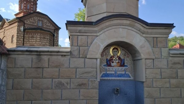 У ЛЕЛИЋУ ВЕЛИКА ДУХОВНА РАДОСТ: Славе света жичког, охридског и лелићког Никола Велимировица У ЛЕЛИЋУ ВЕЛИКА ДУХОВНА РАДОСТ: Славе света жичког, охридског и лелићког Никола Велимировица