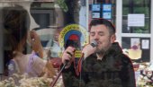 ПОСЛЕ РИБНИКАРА Познати певач преломио: Жена ми је дала отказ, деца су нам још гора! ПОСЛЕ РИБНИКАРА Познати певач преломио: Жена ми је дала отказ, деца су нам још гора!