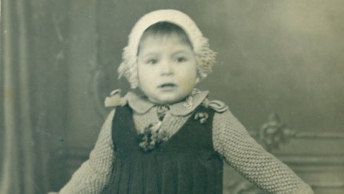 KRPENE LUTKICE JEDINA USPOMENA NA STRELJANU MAJKU: Ispovest Dušice Milačić (83) iz Jagodine, rođene u logoru na Banjici (FOTO) KRPENE LUTKICE JEDINA USPOMENA NA STRELJANU MAJKU: Ispovest Dušice Milačić (83) iz Jagodine, rođene u logoru na Banjici (FOTO)