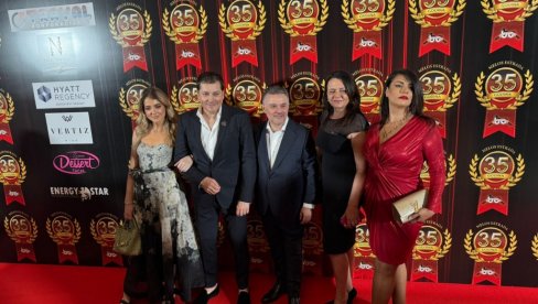 KO JE KO U SRBIJI: Melos estrada obeležava 35 godina postojanja, jedan od najvećih menadžera estrade otkrio sve tajne (FOTO)